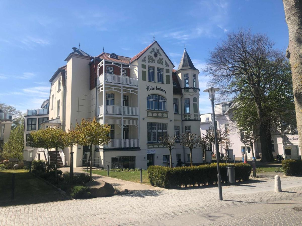 4 Sterne Hotel Hubertusburg Кюлунгсборн Экстерьер фото