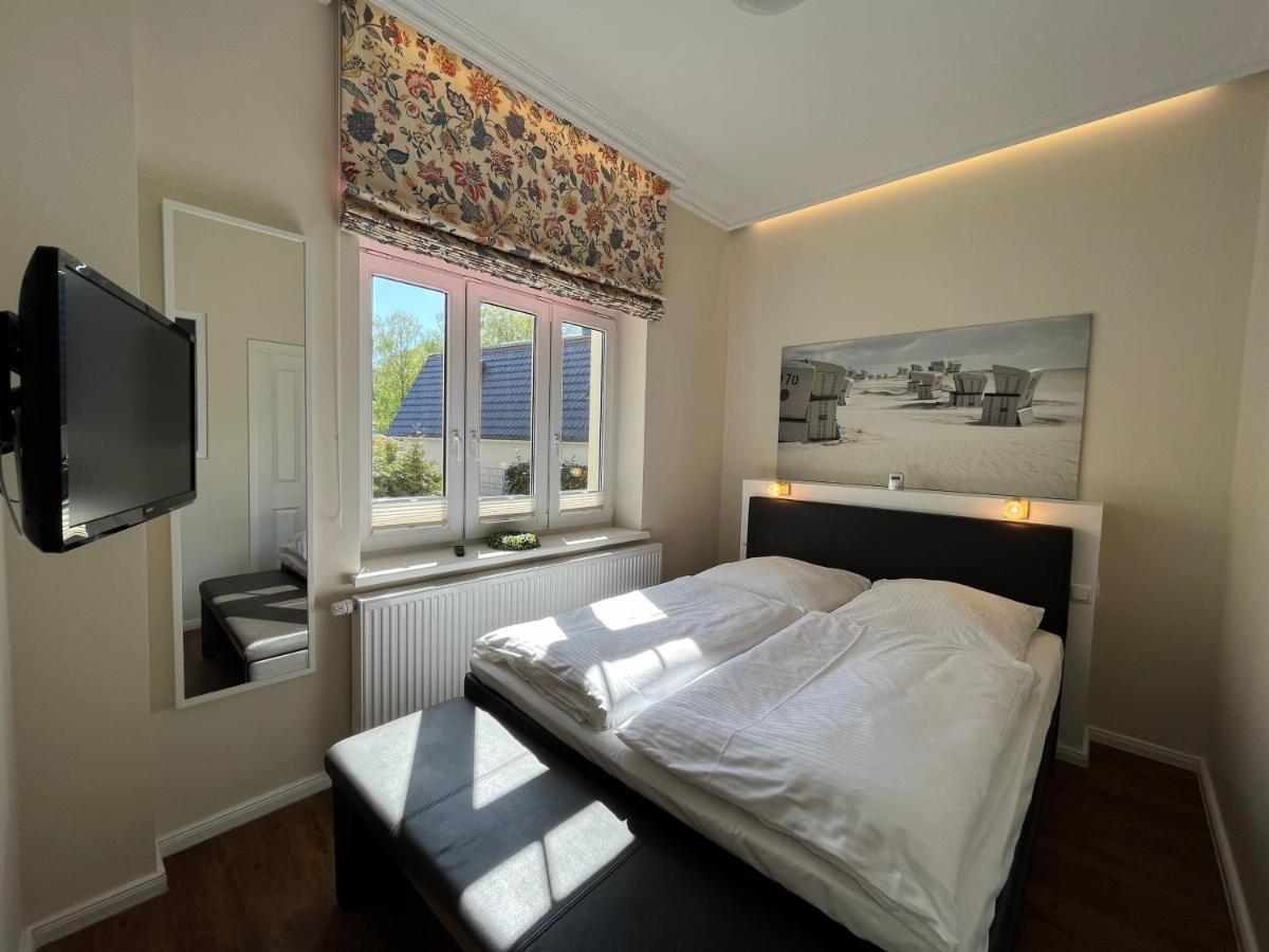 4 Sterne Hotel Hubertusburg Кюлунгсборн Экстерьер фото