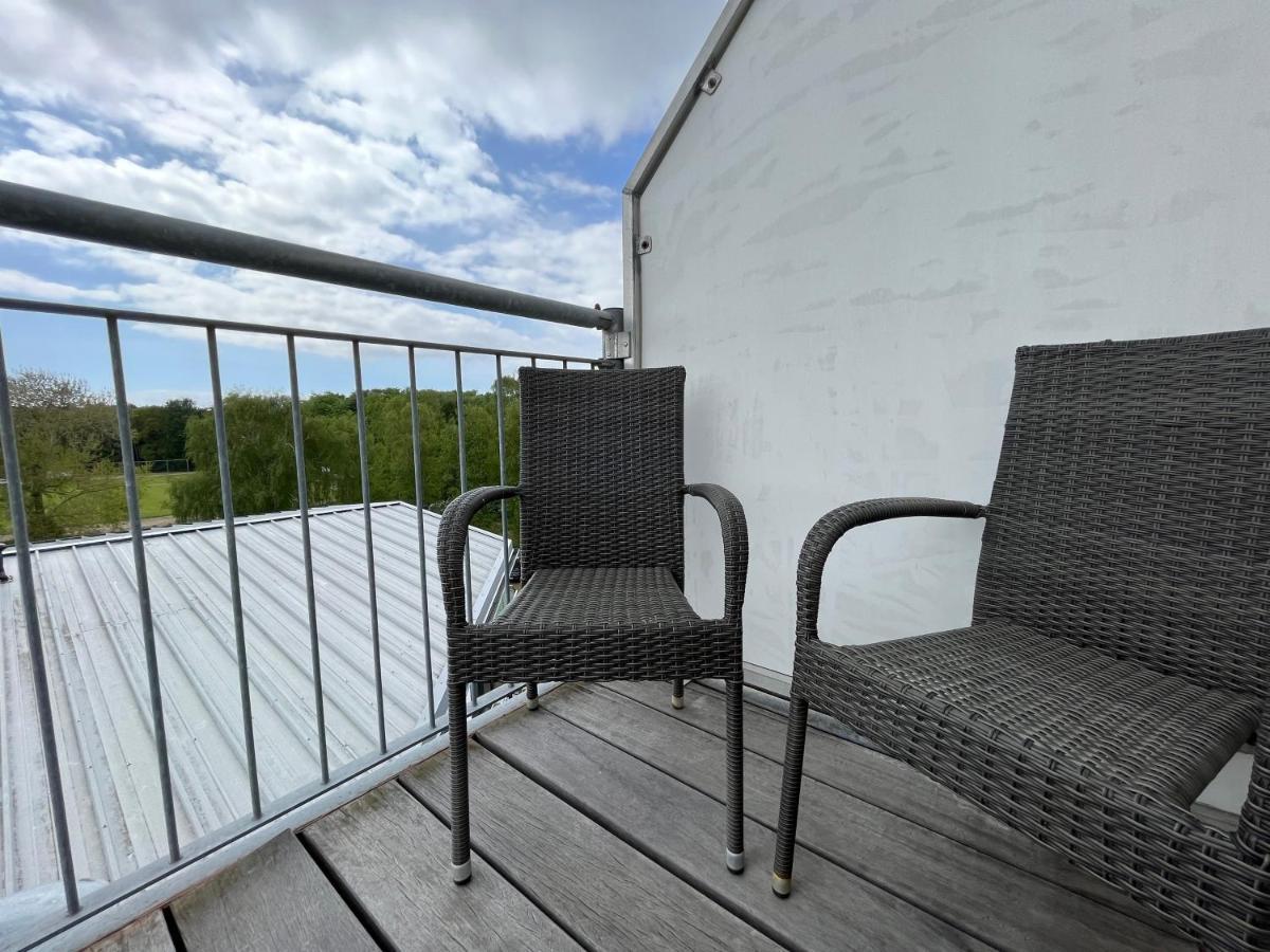 4 Sterne Hotel Hubertusburg Кюлунгсборн Экстерьер фото